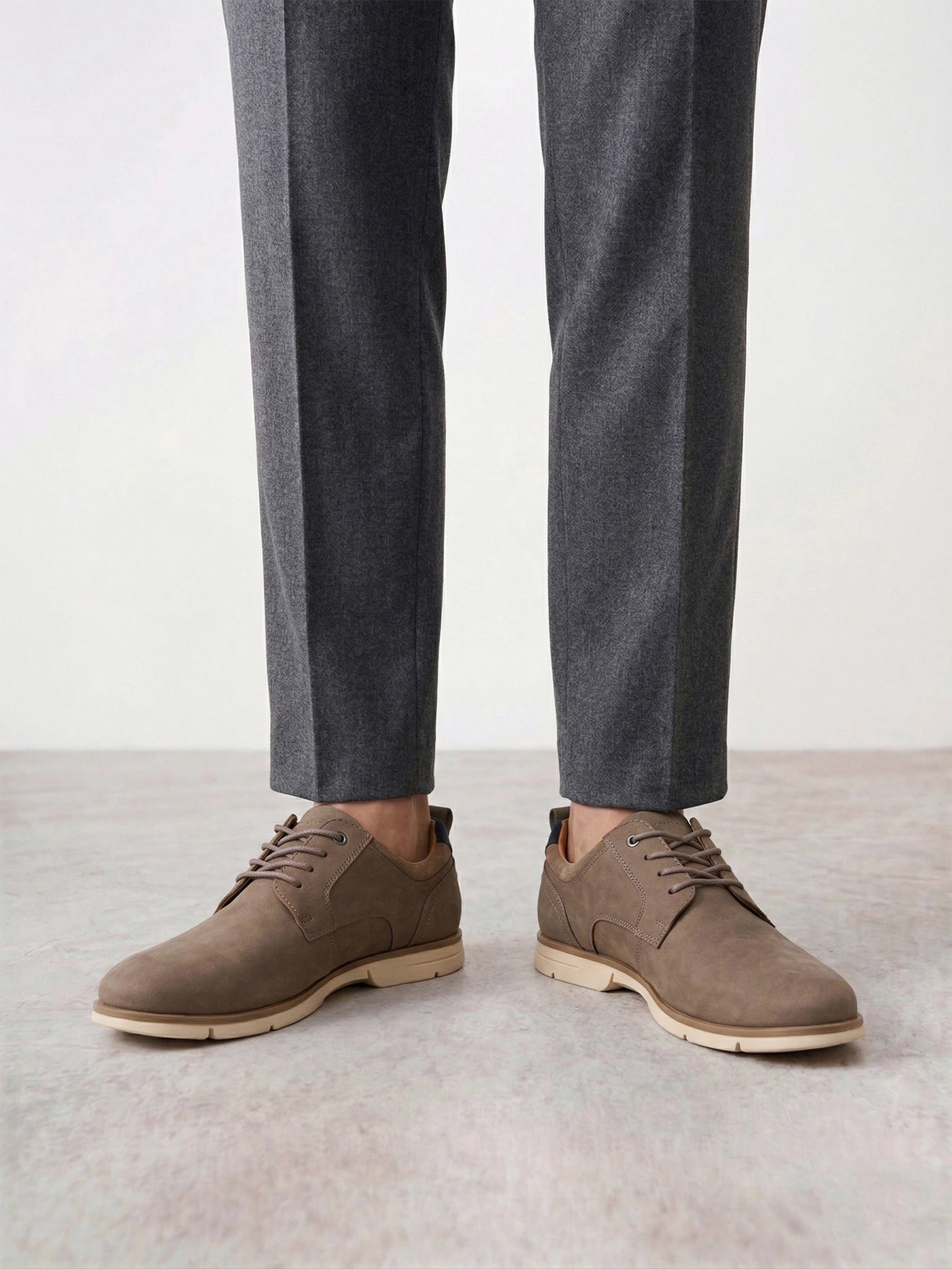 Туфли-дерби цвета хаки со шнуровкой